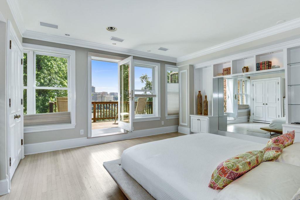 46760 Southern Oaks Terr — view 2 of 4