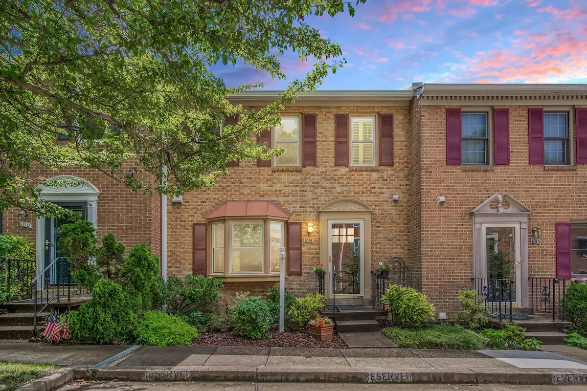 1015 George Mason Dr, Arlington, VA 22205 — sold by Kevin Bailey