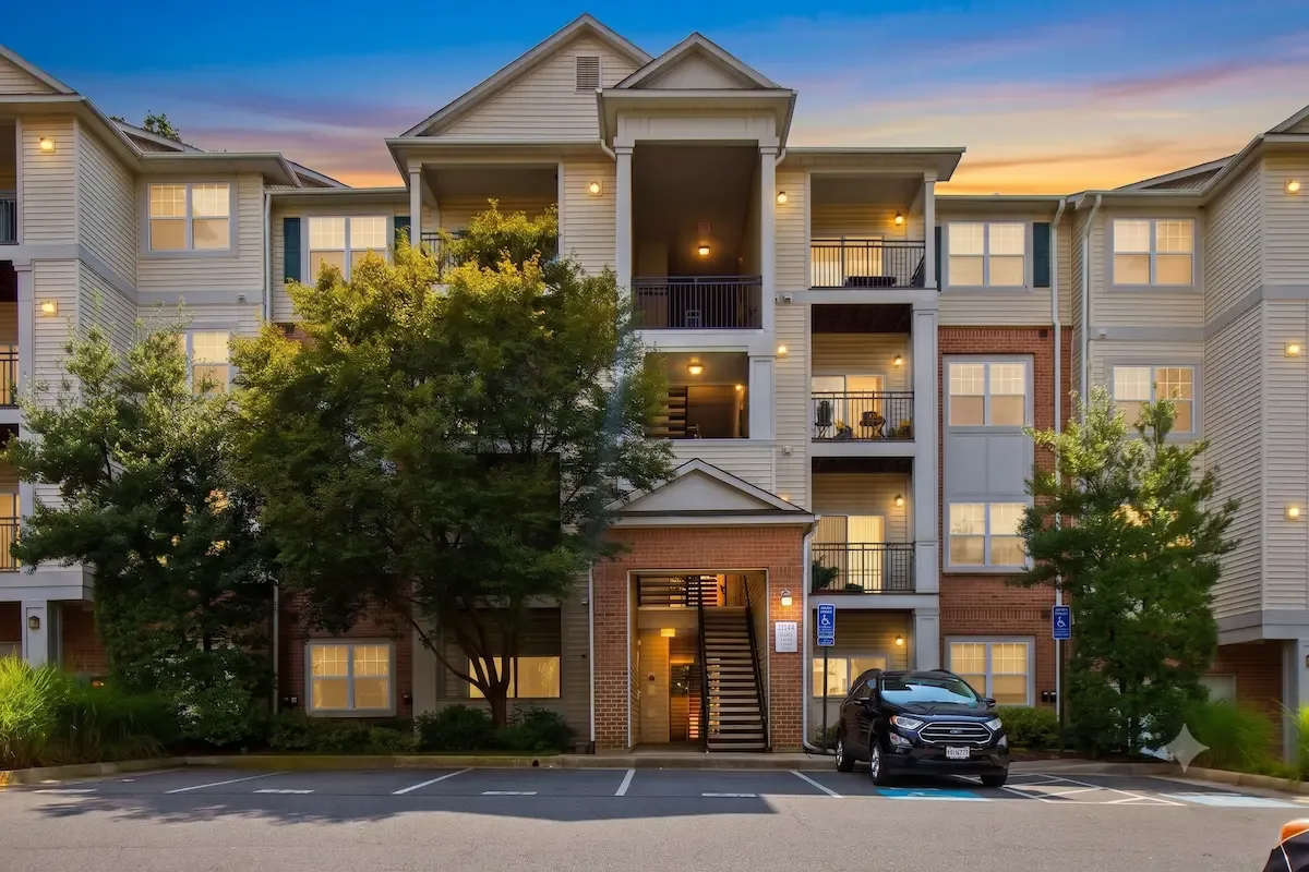 12144 Garden Grove Cir, Fairfax, VA 22030 — sold by Kevin Bailey
